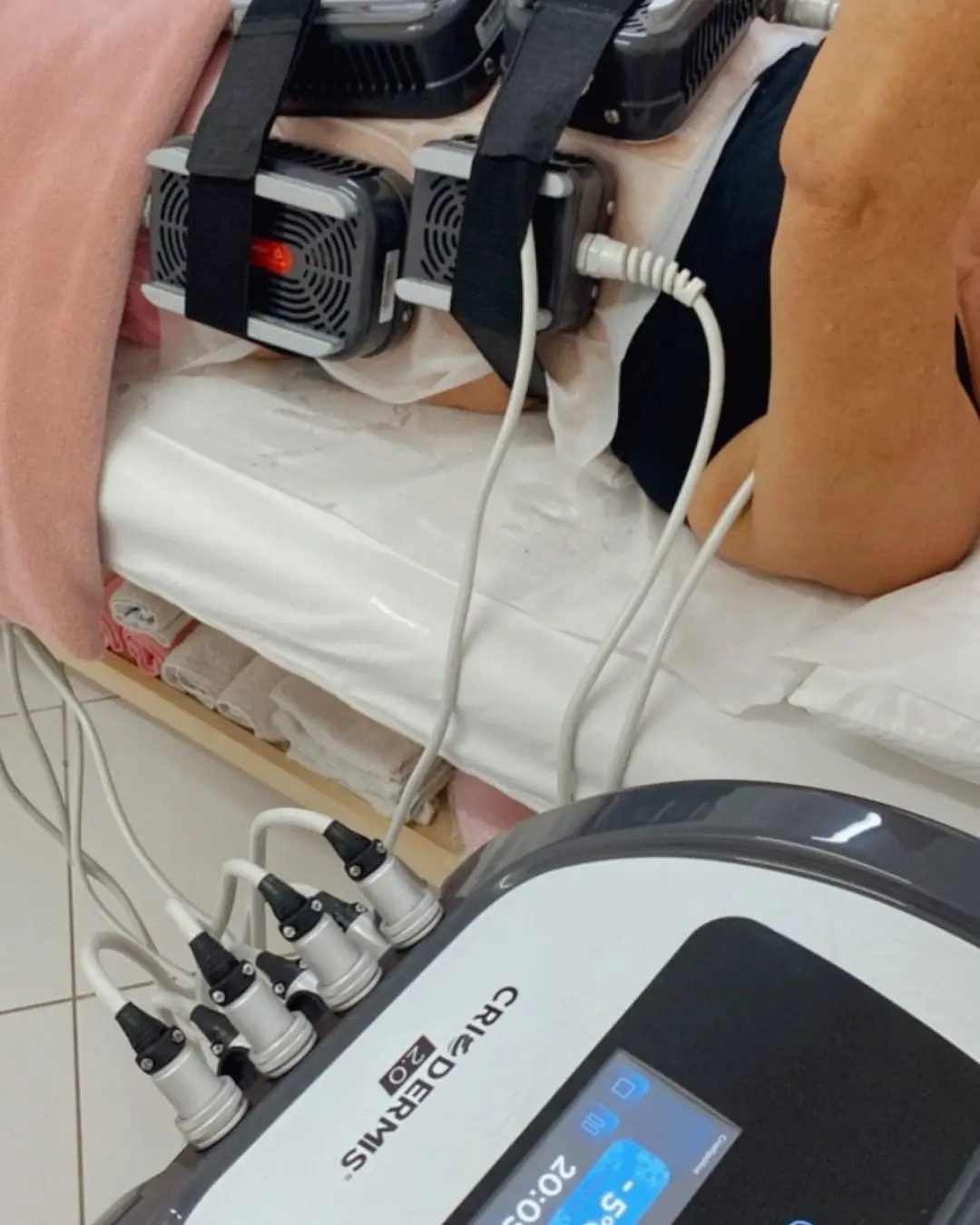 Estética com propósito em Atibaia. Tratamentos personalizados para rosto e corpo. Atendimento humanizado com horário agendado.